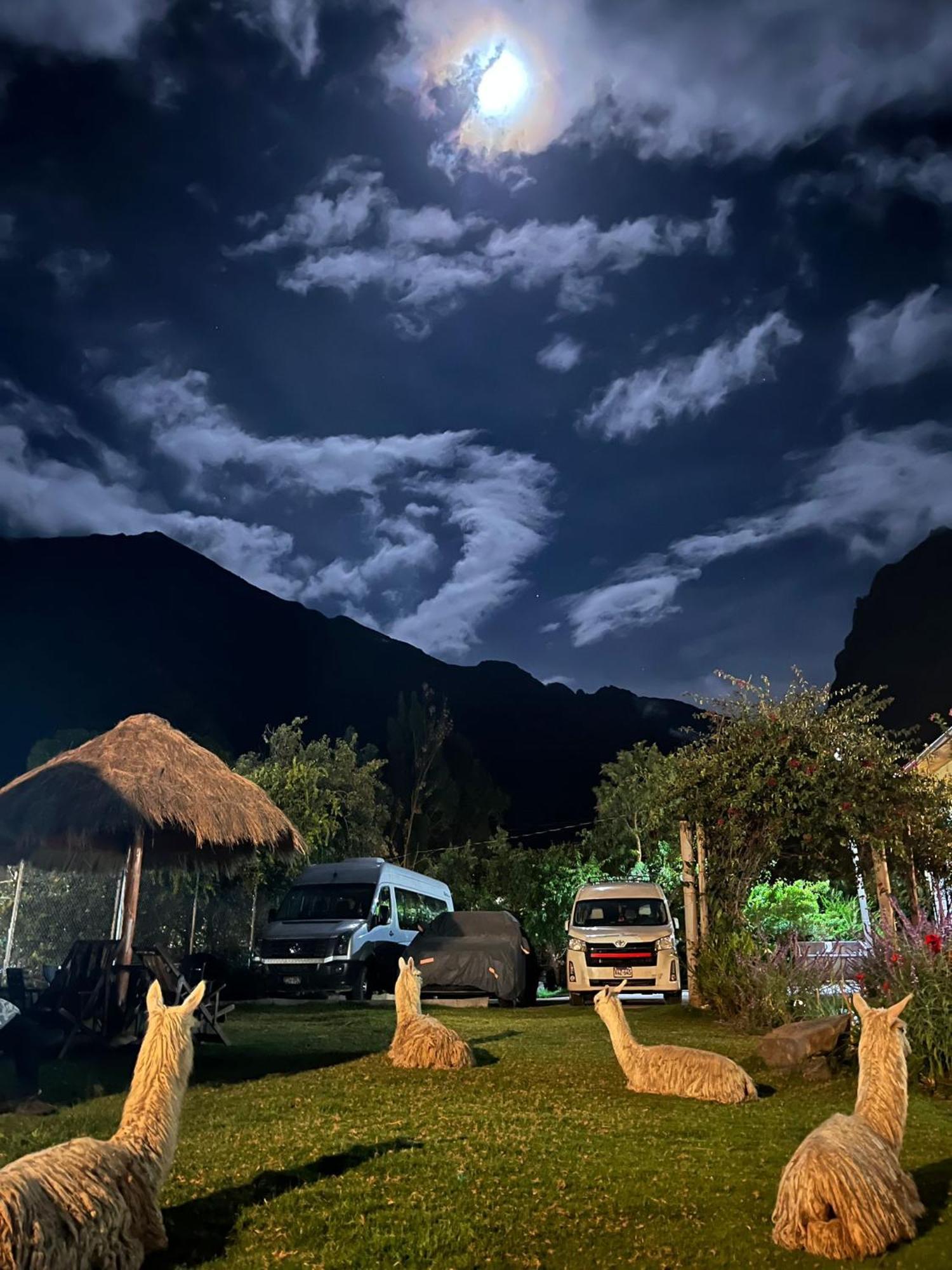 Tunupa Lodge Hotel Ollantaytambo Buitenkant foto
